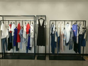 太平鳥旗下品牌樂町夏裝連衣裙折扣批發(fā)廣州哪家批的好